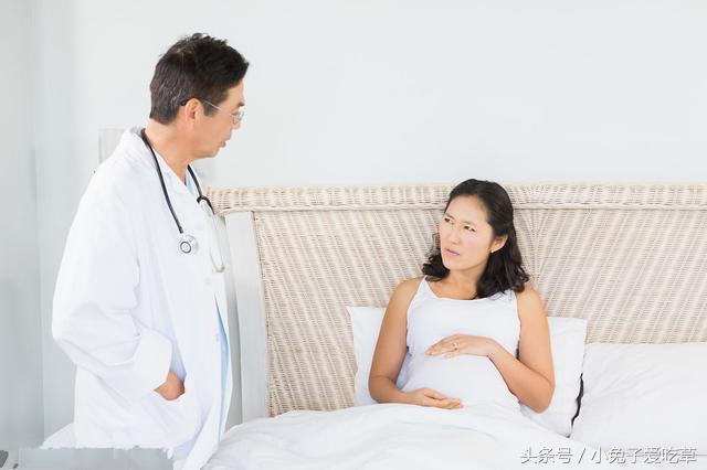 42岁女性月经不正常是不是更年期,42岁女性月经不正常怎么办