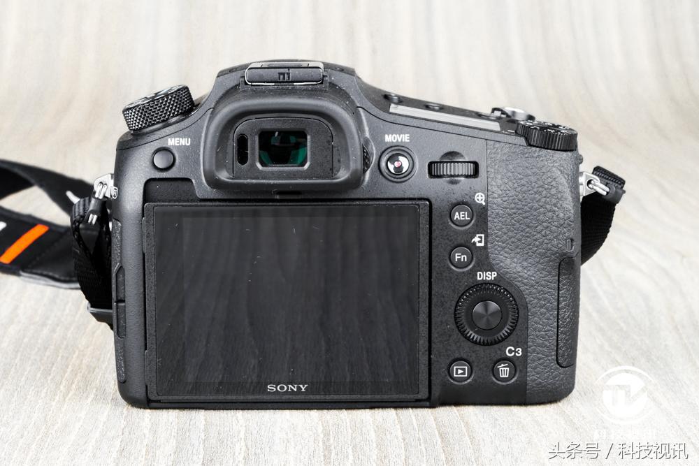 索尼黑卡一镜走天下哪个强,索尼黑卡rx10iv相机怎么样
