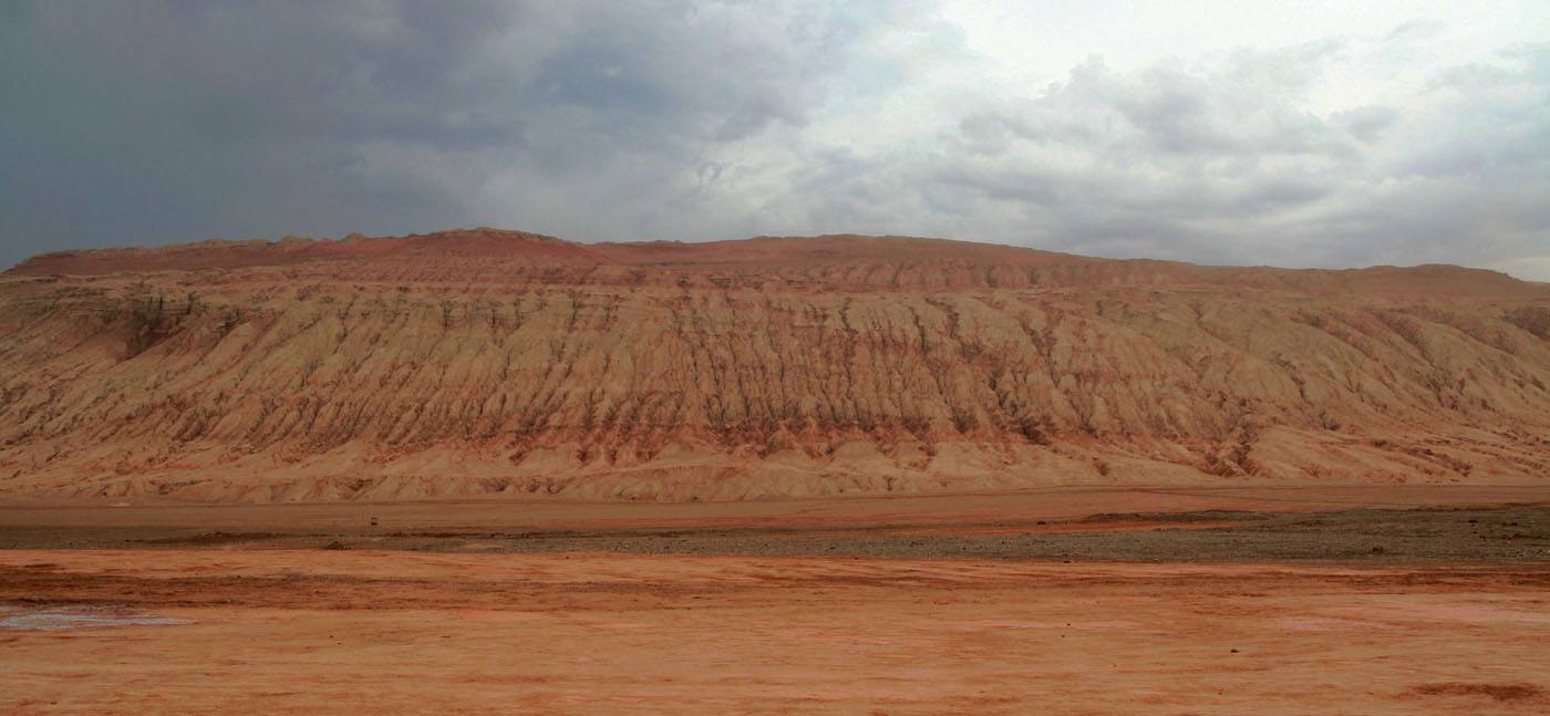 西游记中的火焰山是怎样形成的,西游记中的火焰山在现实中在哪里