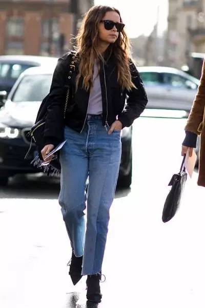 看不出腿型的牛仔裤,看起来腿不肥的牛仔裤