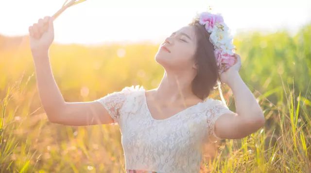 我为什么劝女人一定要赚钱,为什么女人这么舍得花钱