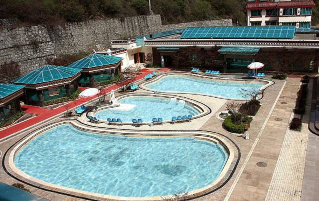 成都周边温泉推荐冬天,成都周边真正天然最纯正温泉在哪