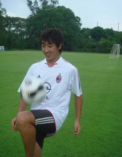 新疆孩子的足球梦,蒲城孩子的足球梦