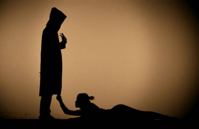 通灵？成佛成仙？转变“外星人”？伪科学的痴狂要让“心灵”通向何方！