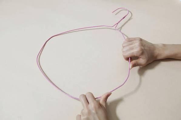 冬天衣服晒不干有异味怎么办,冬天来了不用担心衣服晾不干