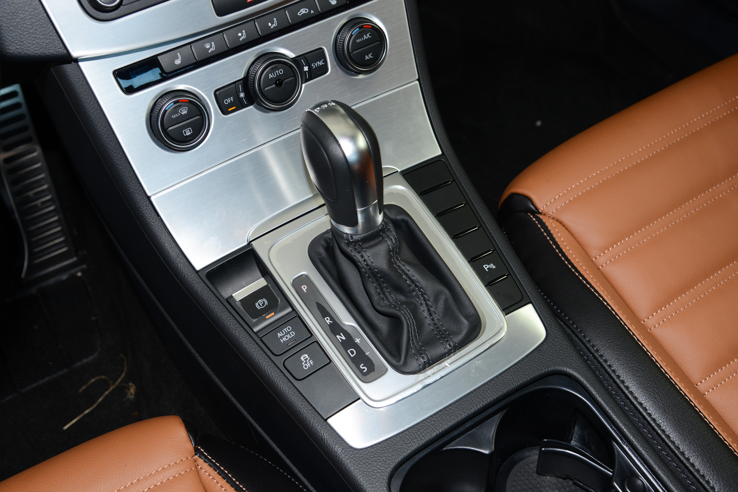 大众cc评价,评头论足核心高达测评