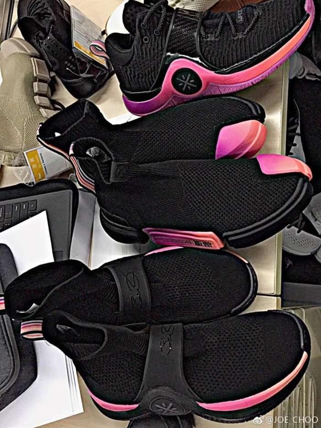 安踏和李宁谁销量高,李宁为什么比安踏便宜