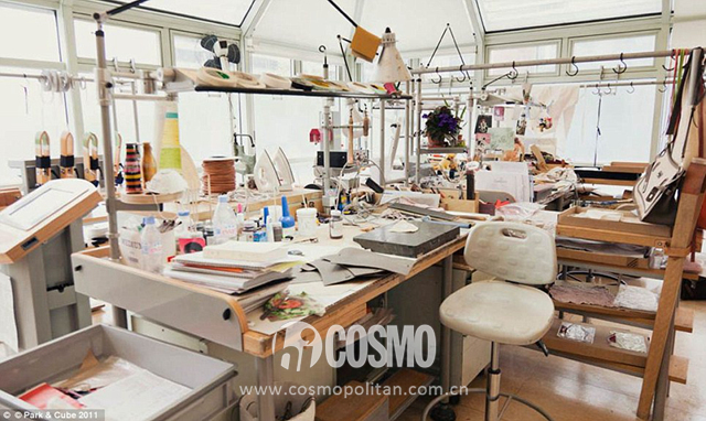 1000多块钱的包包是什么样的,1000块和10000块的手表啥区别