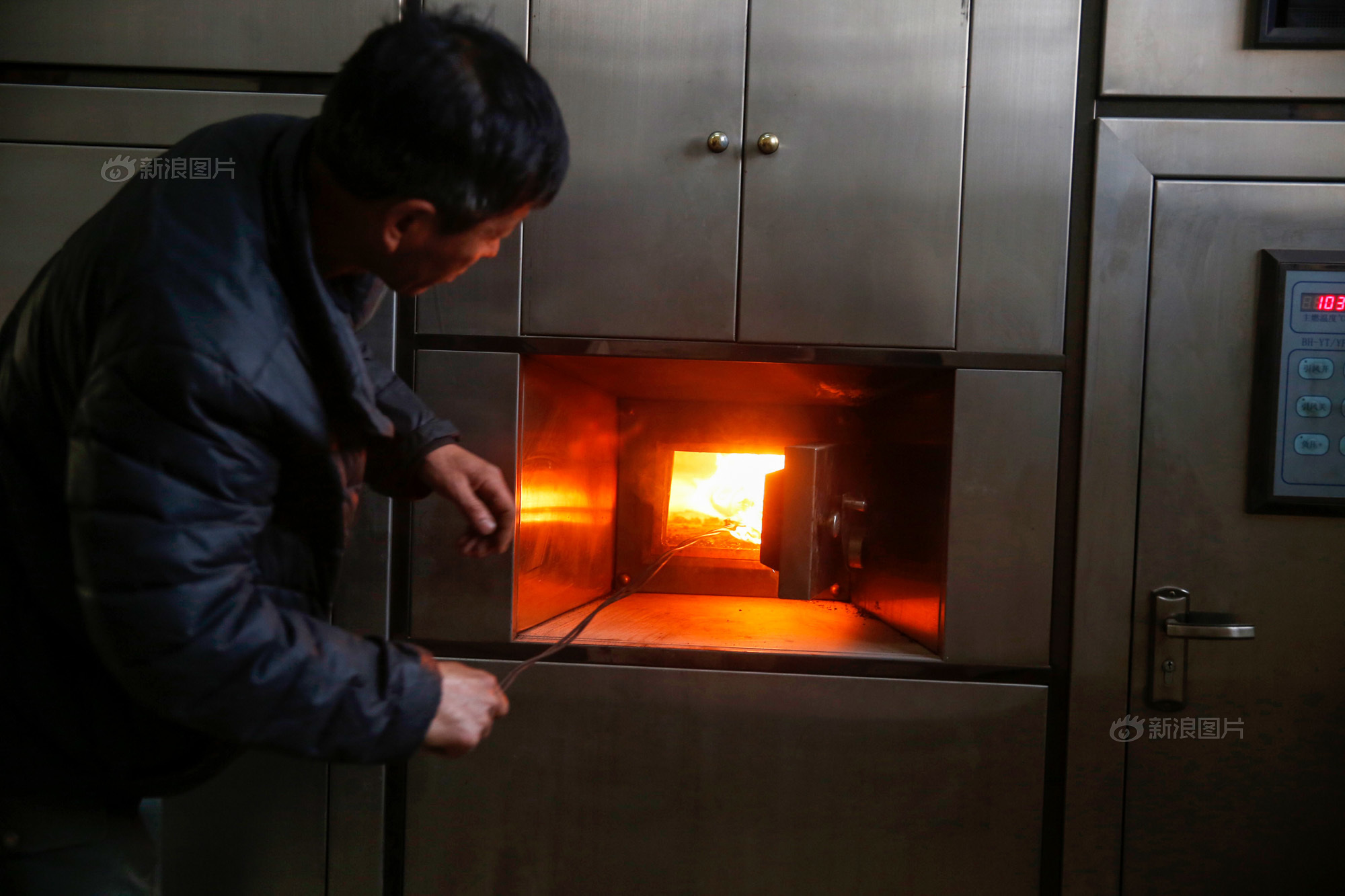 你会花1000元给宠物做殡葬吗,给宠物办葬礼你怎么看