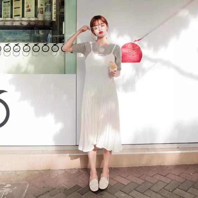 外国人穿的吊带裙,全世界都在穿的衣服