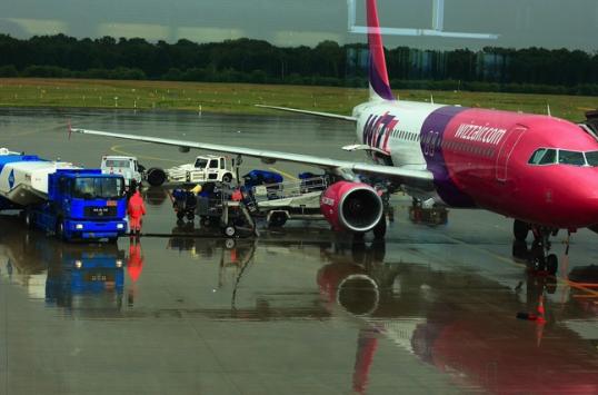 他一个冒充“恐怖分子”的玩笑，却让荷兰的机场关闭了4个小时