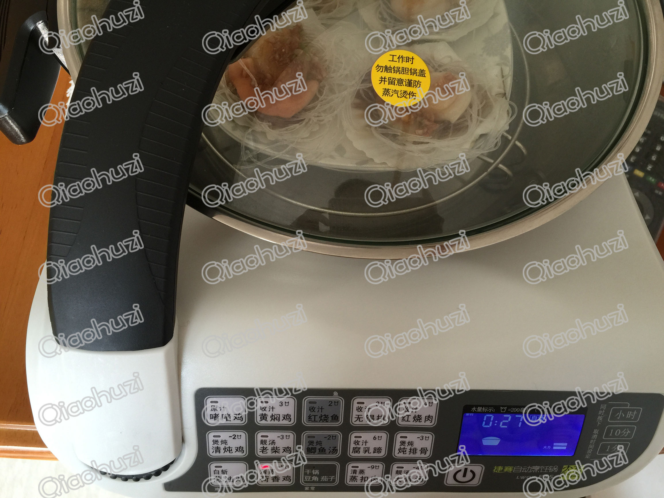 蒜蓉粉丝蒸扇贝这样做鲜香入味,家庭现成的蒜蓉粉丝蒸扇贝怎么弄