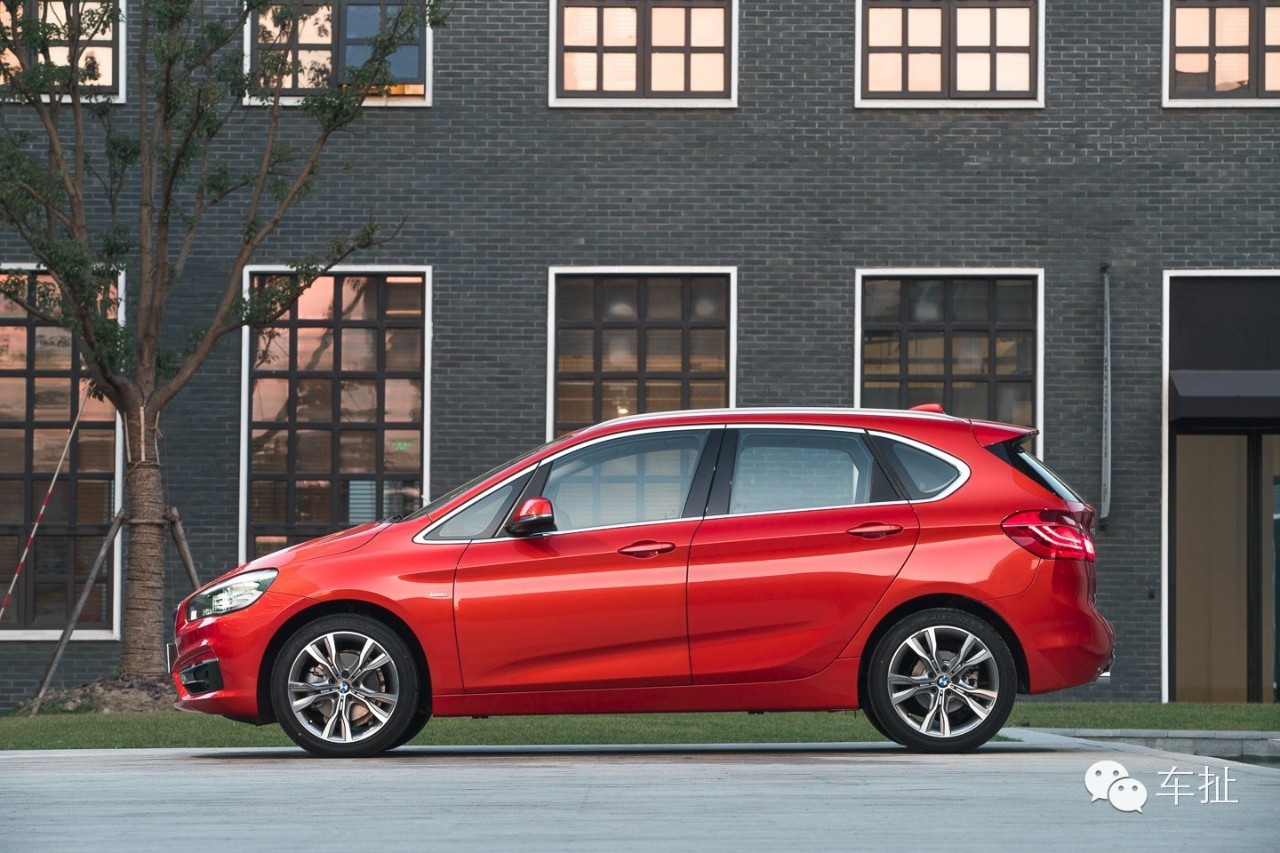 16款宝马218i领先型试驾,宝马218i旅行车用车心得