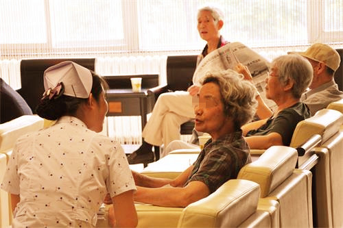 有牙根不拔可以镶牙吗,不取牙根可以镶牙吗