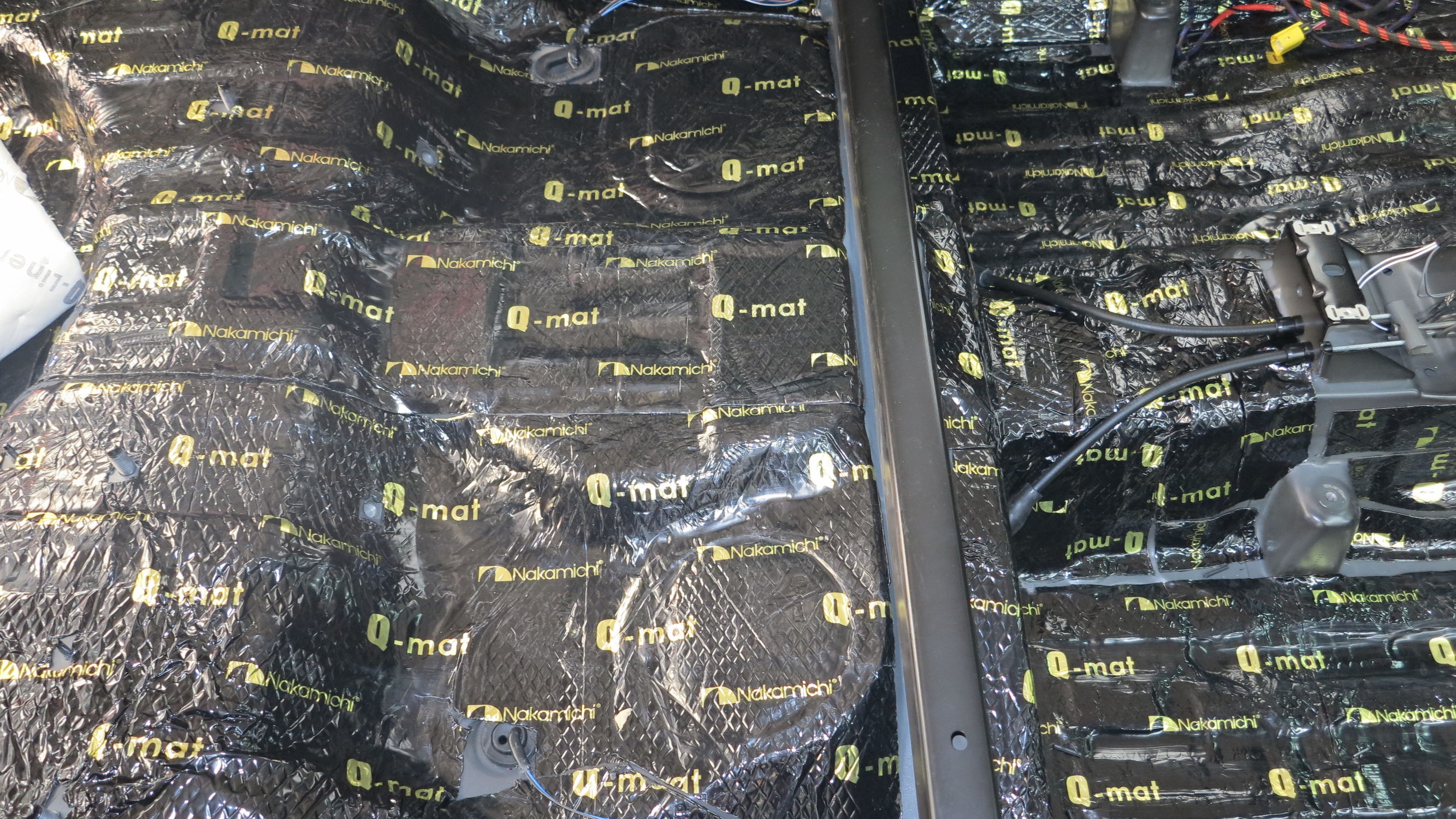 jeep指南者隔音测试,jeep指南者全车隔音多少钱