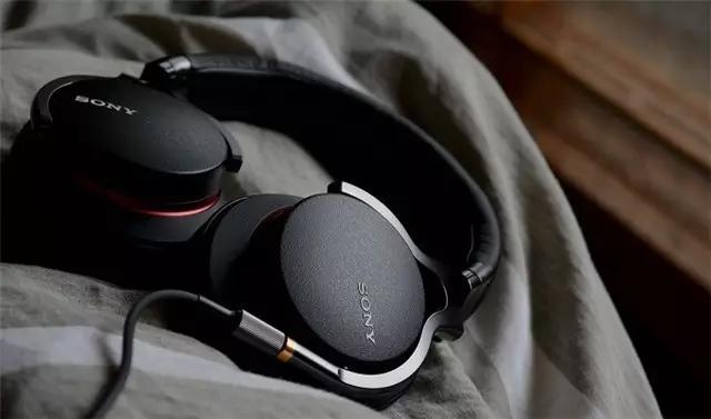 100到1万耳机对比,1百元以内最强头戴耳机