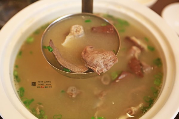 有一种春天叫牡丹花开,有一种春天叫花开艳丽