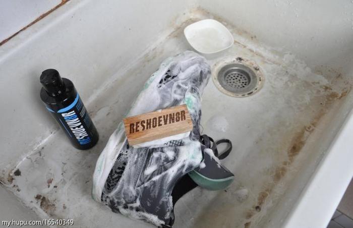 清洁球鞋方式家用,球鞋清洗