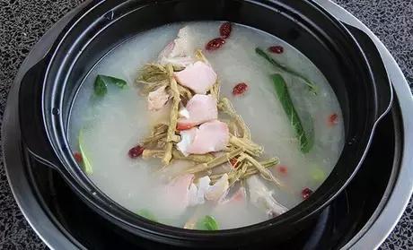 什么汤滋阴补肾护肝,滋阴补肾的清淡汤