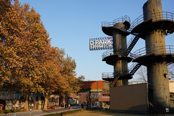 索尼18-105mmf4镜头测评,索尼24mmf1.4gm镜头测评