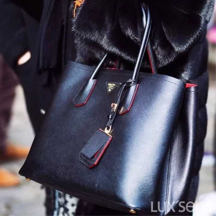 prada包包必买经典款多件套,prada奢侈品包包几月买最便宜