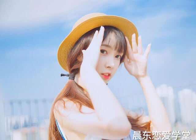 只有明白如何正确对女生“好”,你才能轻易追到她