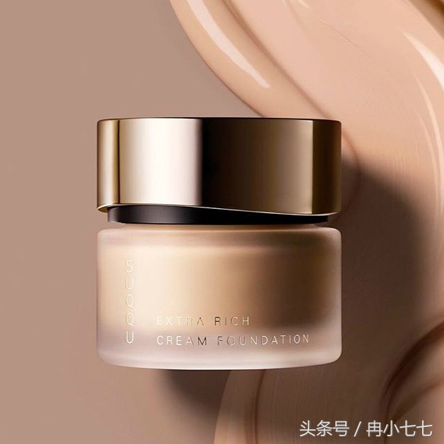 适合冬季混干皮的大牌粉底液,适合夏季混油冬季混干的粉底液