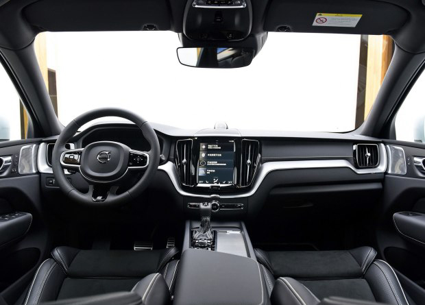 新捷豹xfl将上市,新捷豹xel上市银色