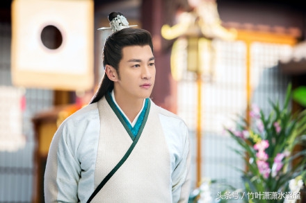 花谢花飞花满天的爱情,花谢花飞花满天什么情感