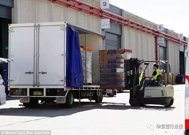 澳媒报道抢奶粉,媒体曝光海外奶粉