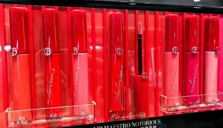 去年的衣服配不上今年的你,去年的首饰配不上今年的你了