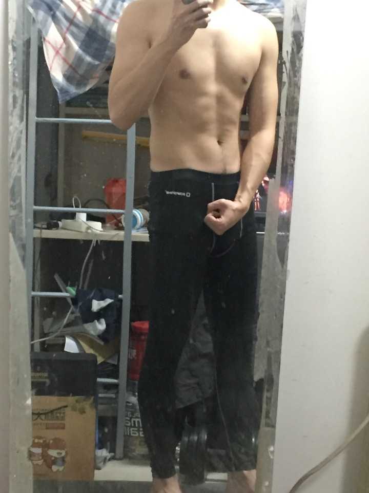 系统健身一年半胸肌变化,健身怎么让胸肌更有型