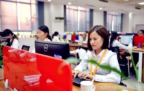 眼皮总是跳到底是怎么回事呢,眼皮跳痉挛是怎么回事