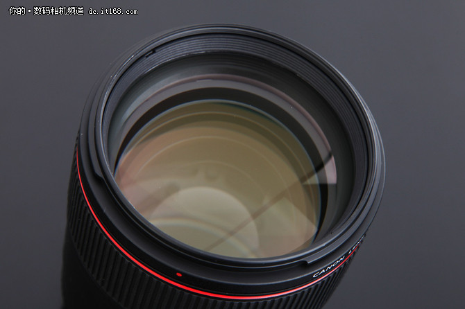 佳能85mmf1.4镜头推荐,佳能85f1.2人像镜头测评