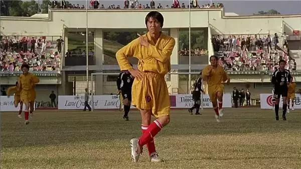 少林足球周星驰与陈国坤对话,评价周星驰少林足球