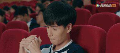 又少一个男神?没关系,你们的新晋男票“小彭于晏”已经上线!