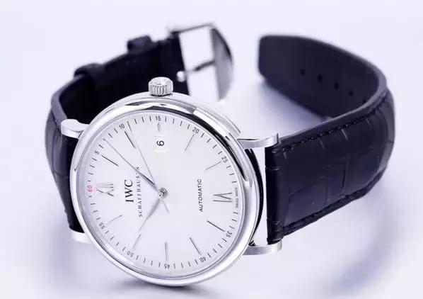 帝舵小红花、欧米茄海马,这些爆款找马云支付宝借2万就能到手!