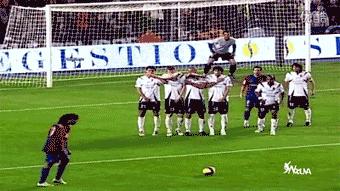 小罗绝技牛尾巴,小罗圆月弯刀