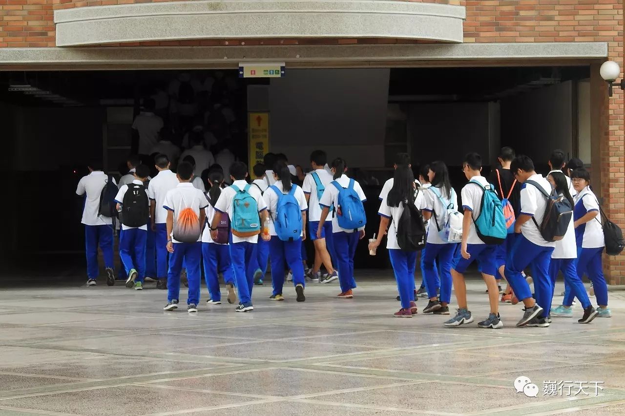 这所大学很特别,来的人都会找到逝去的校园爱情故事