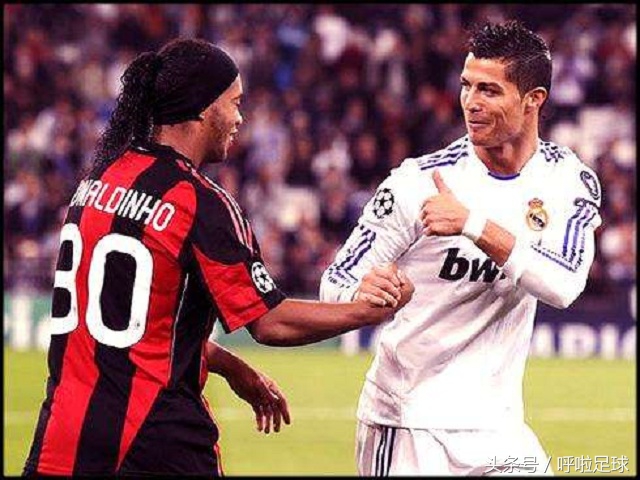 小罗绝技牛尾巴,小罗圆月弯刀