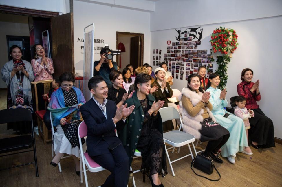 迷纱丽牵手爱唯美雪莲贴，大健康产业将引爆未来微商市场