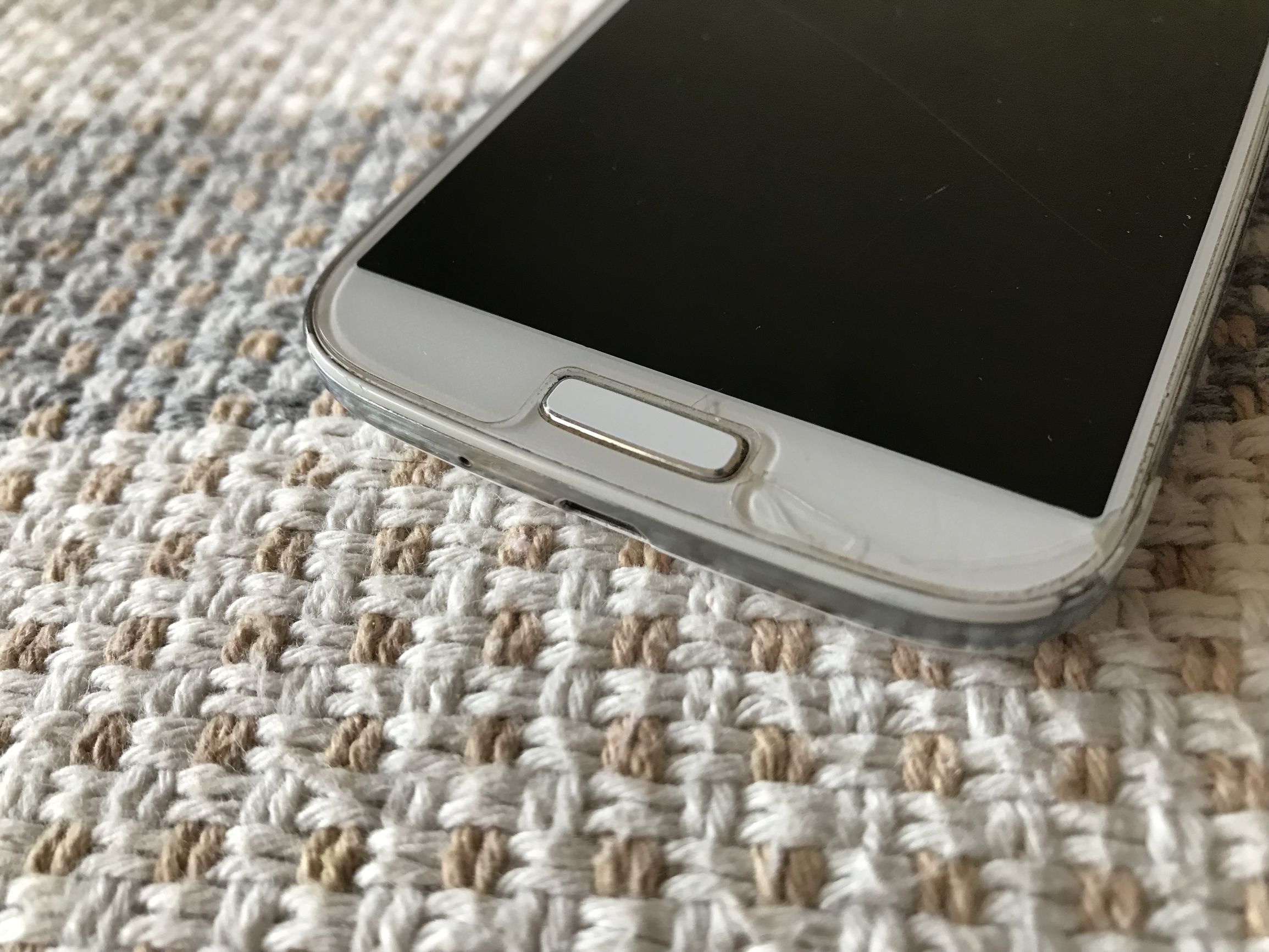 200块买三星曾经的旗舰机？开箱的瞬间以为自己血亏了！