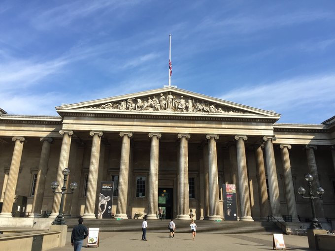 【已完结】英格兰苏格兰18日游记——美景、历史、足球、文化全体验(含挡风玻璃损坏以及车胎被扎处理经过)