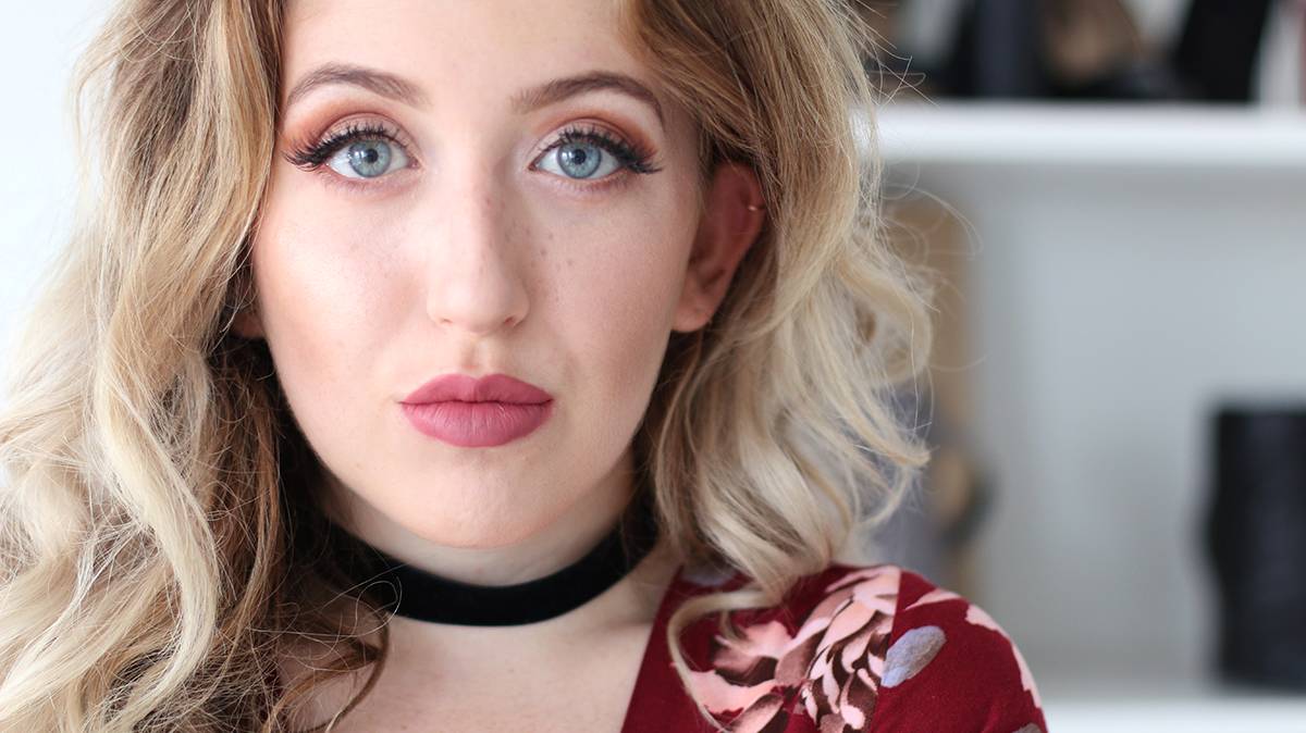 高级显白姨妈色,姨妈颜色越来越淡说明要走了吗