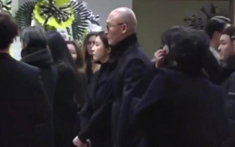 当shinee谈起钟铉,shinee钟铉温暖