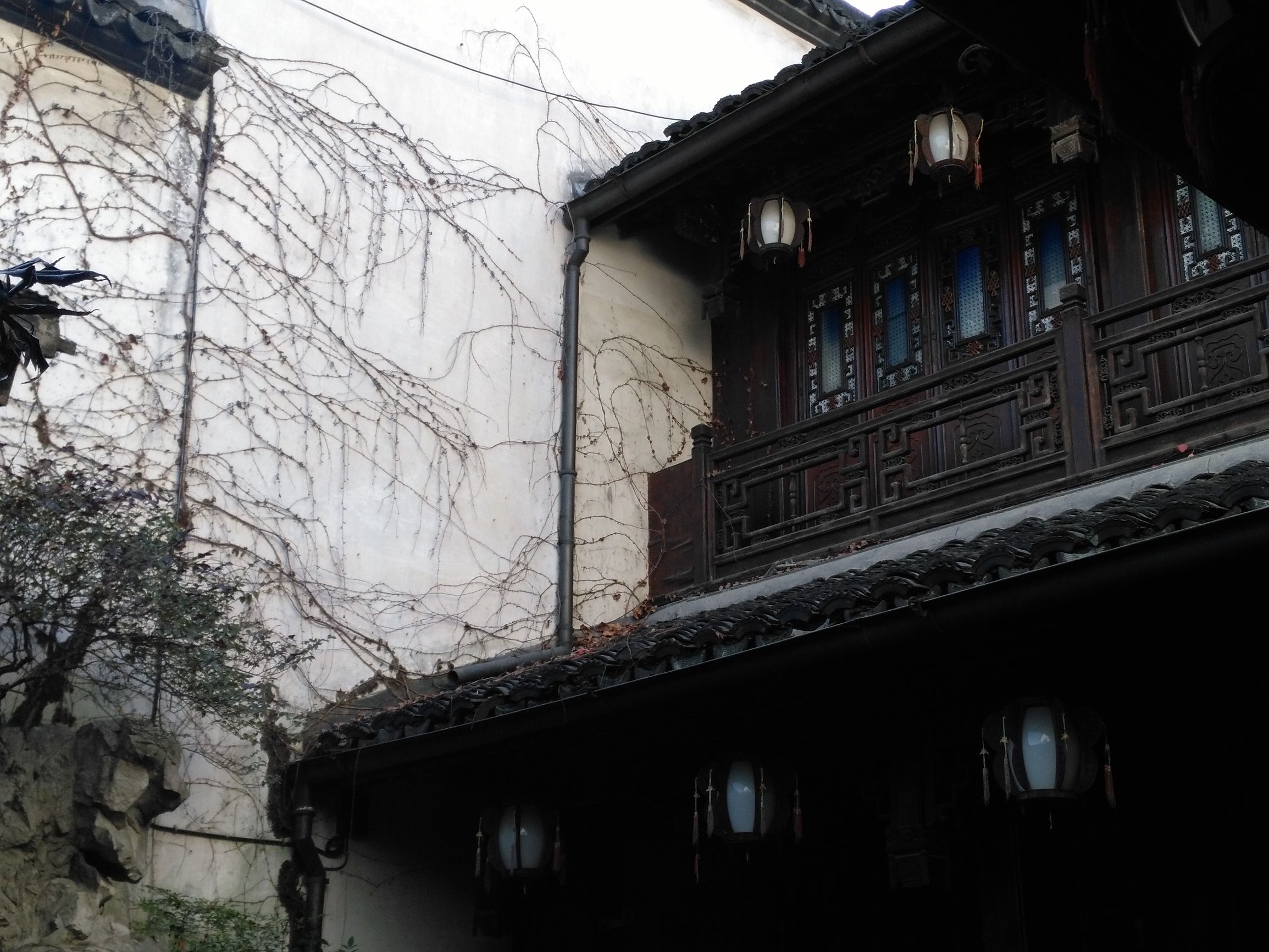 胡雪岩与罗四太太,胡雪岩旧居和故居多远