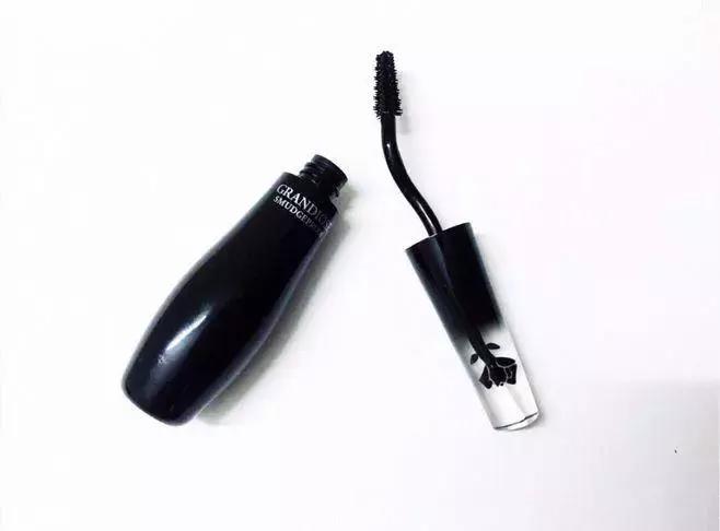 CPB、Dior等贵妇彩妆,真有吃土*党**专用平替款吗?