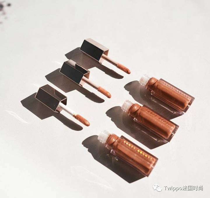 Riri,贝嫂和Gigi都开起了彩妆铺，好卖到让大牌都眼红！