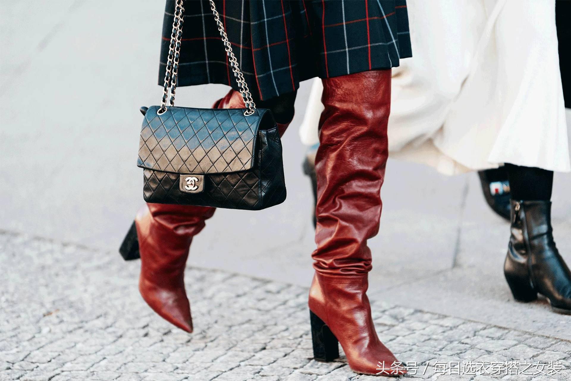 杨幂娜扎抢着穿长筒马丁靴 (看看杨幂热巴这样穿是有多美)