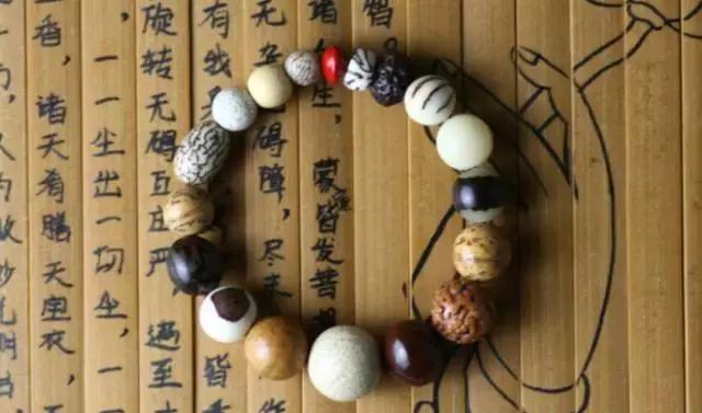 菩提子原色有哪些,正宗菩提子有哪些